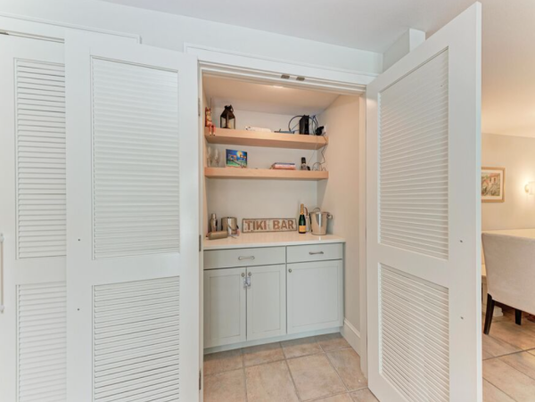 4-Bedroom Home with Private Dock in Anna Maria Island